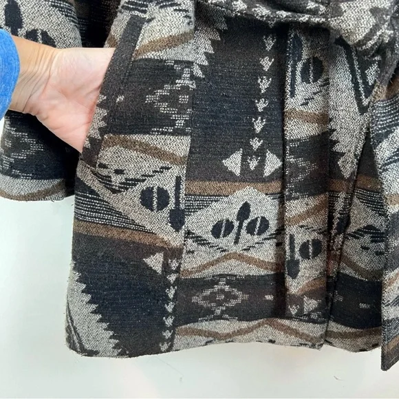 Coldwater Creek Southwestern Wool Blanket Wrap Coat Western Equestrian Aztec M - Picture 7 of 12